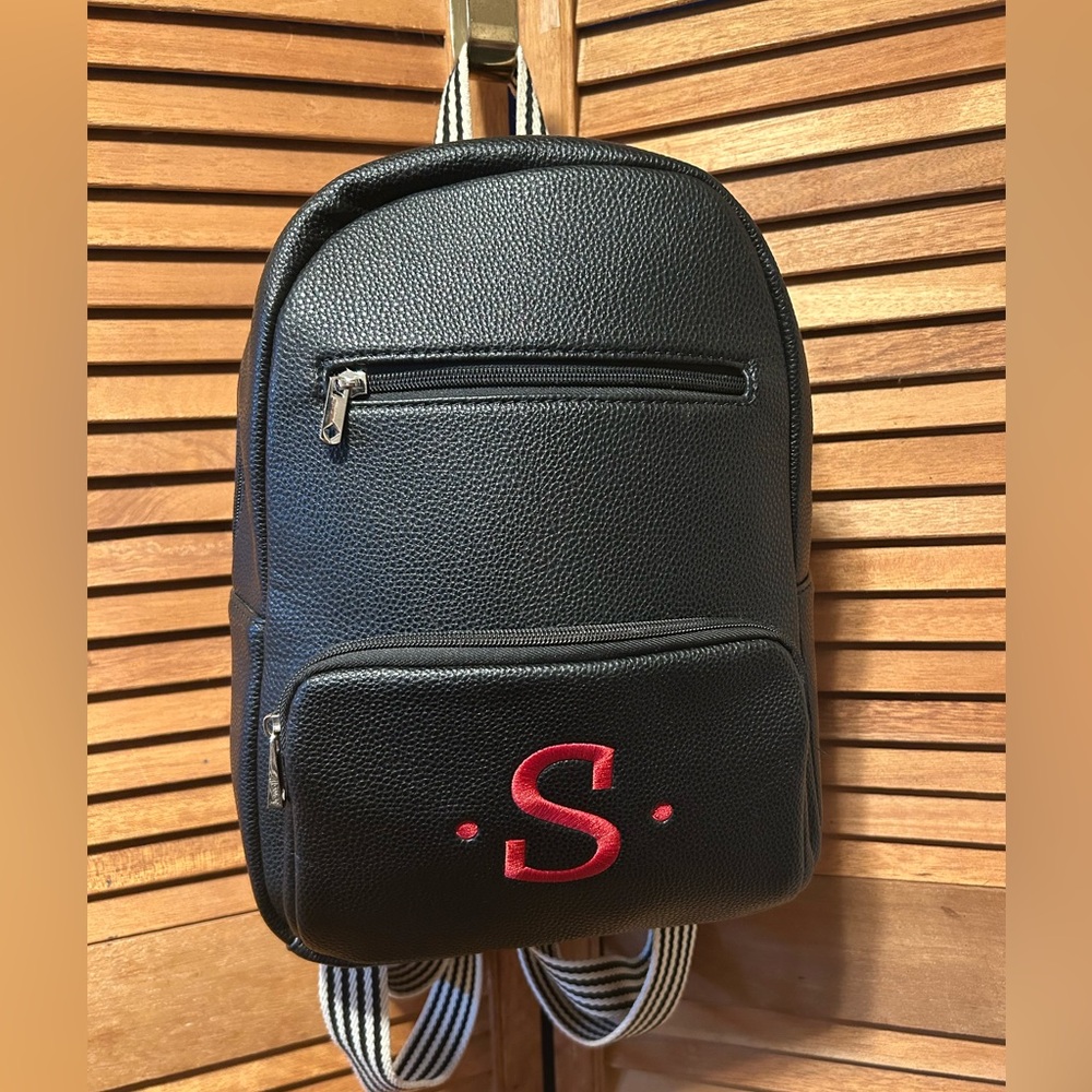 Jewell by Thirty-One Stylish Black Backpack